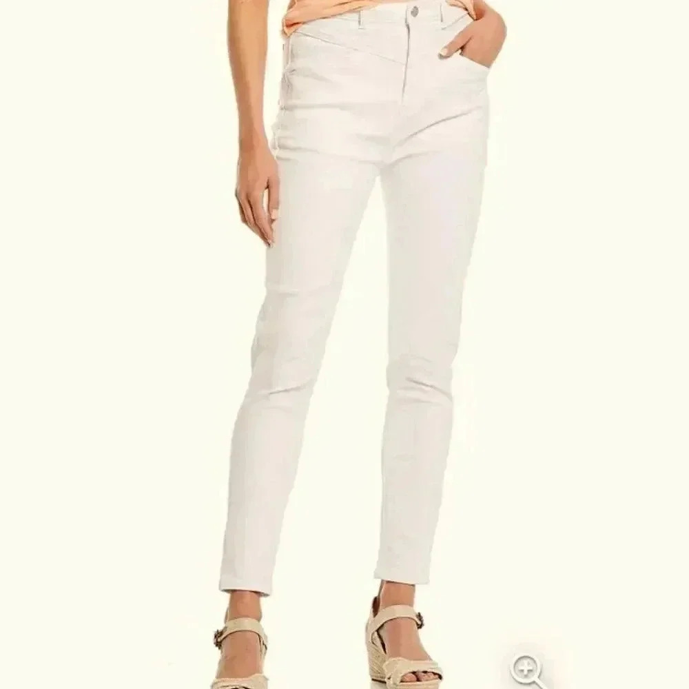 Slimming High-Rise Size 16 Soft Stretch Spandex Blend Jeans NWT